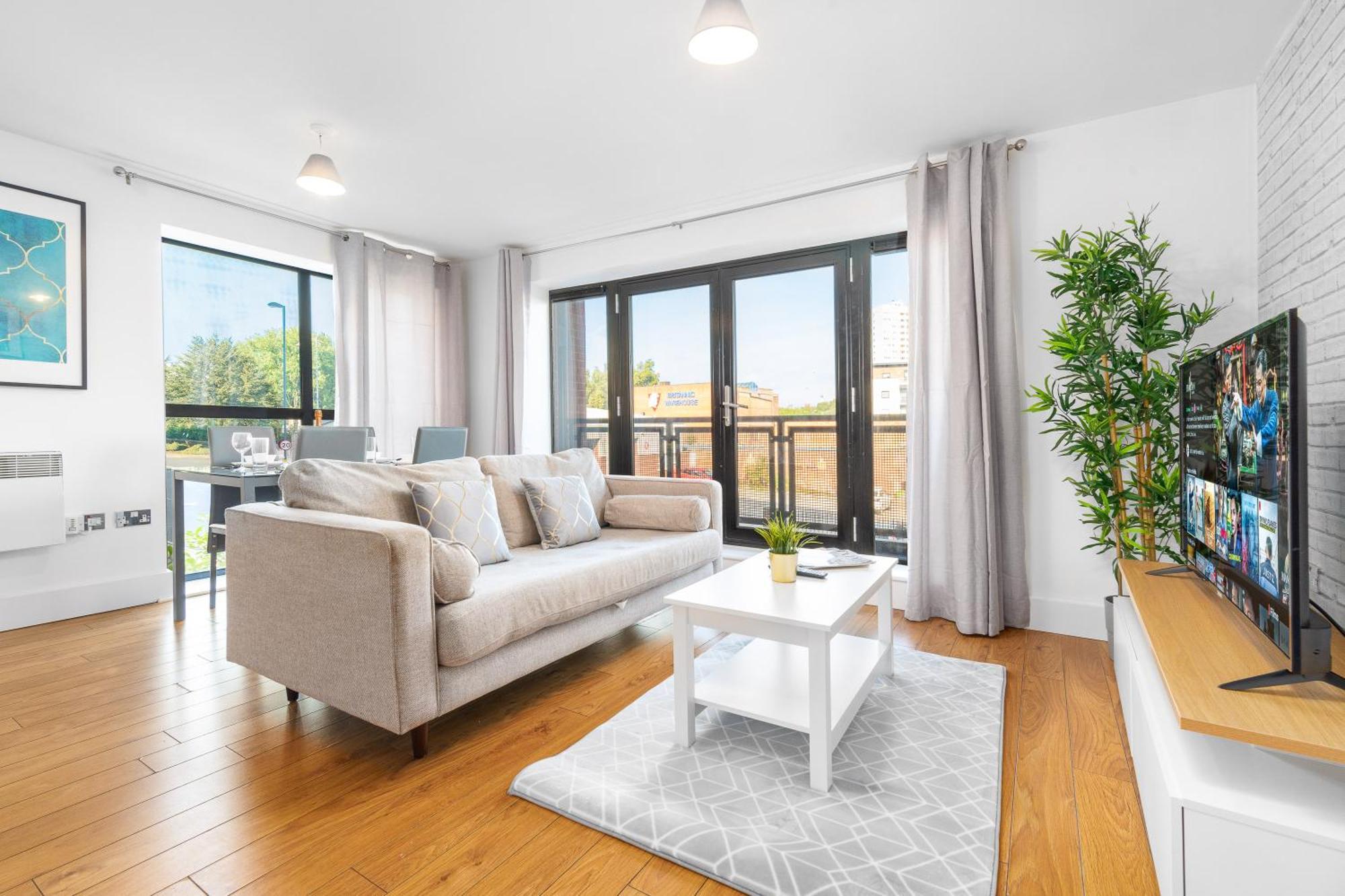 Stylish Birmingham City Centre - 2 Bed - Secure Parking - 5Ac Exterior photo